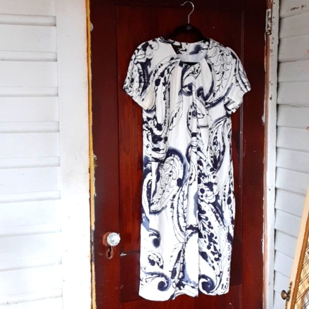 Escada sz 36 pit 17.5 inches pop art dress